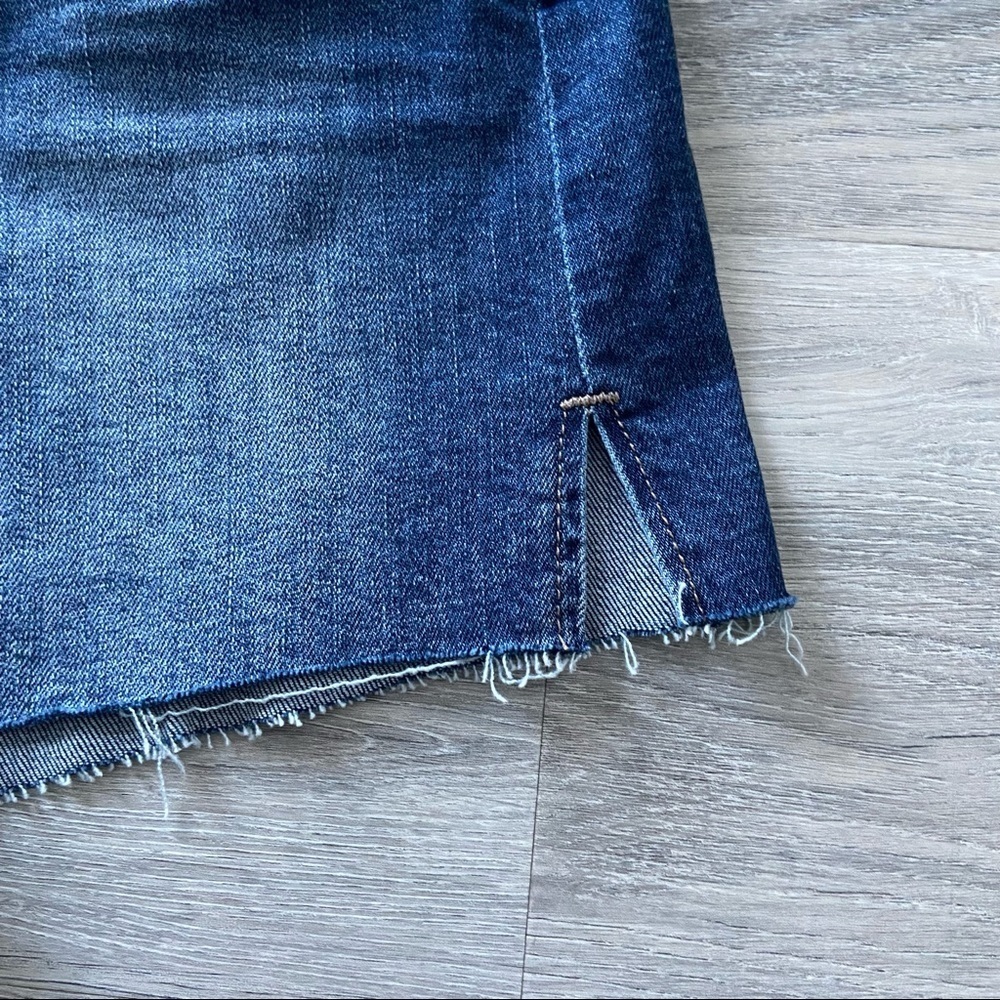 Joe's Jeans High Rise Vintage Easy Short Jeans NWT - Size 24 - Picture 9 of 14